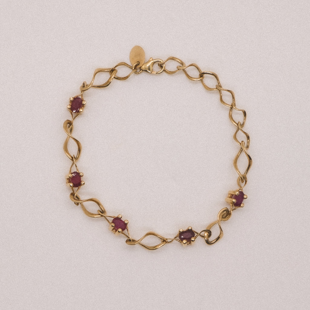 14K Nucleus Intermittendi Diamond Bracelet