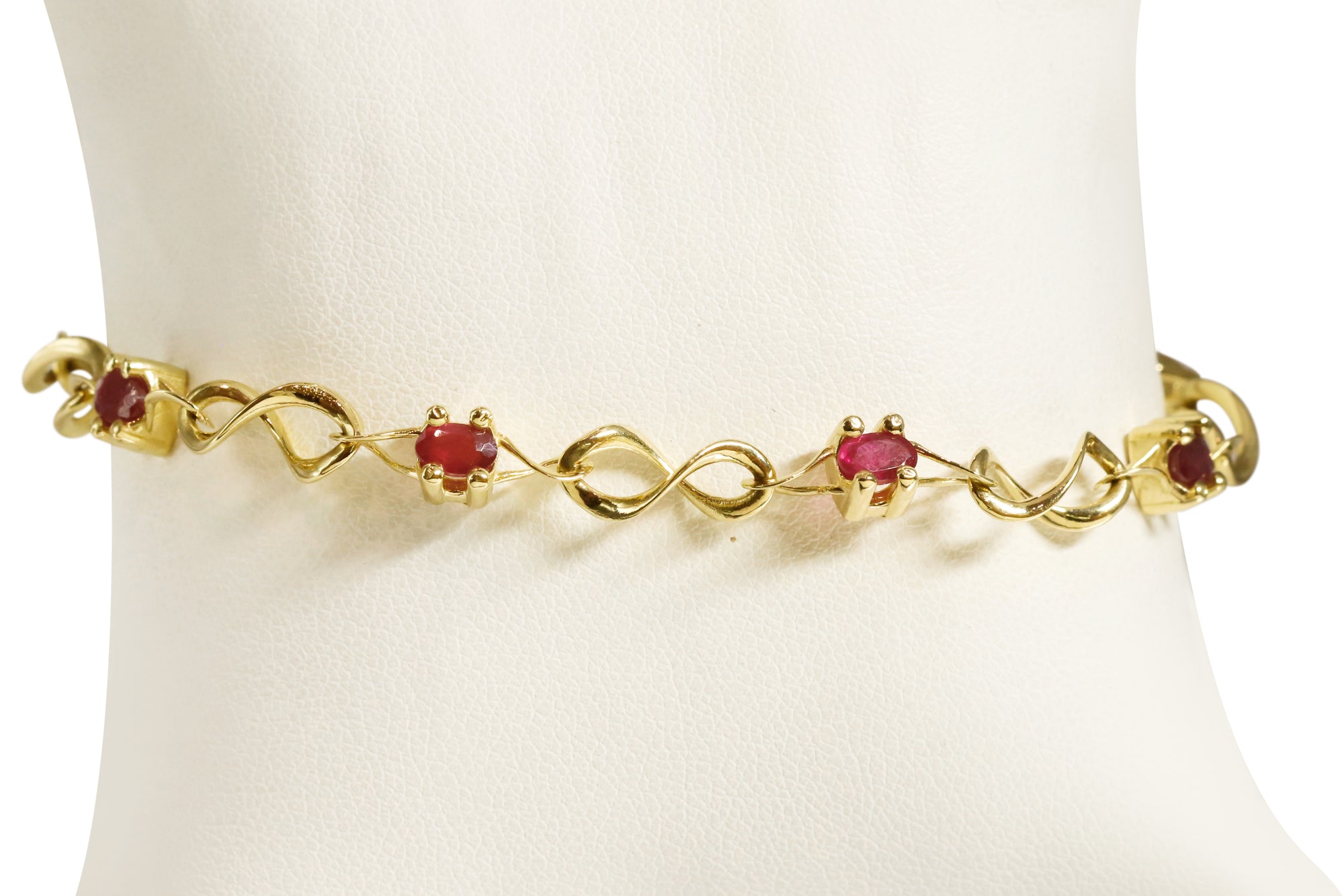 14K Nucleus Intermittendi Bracelet