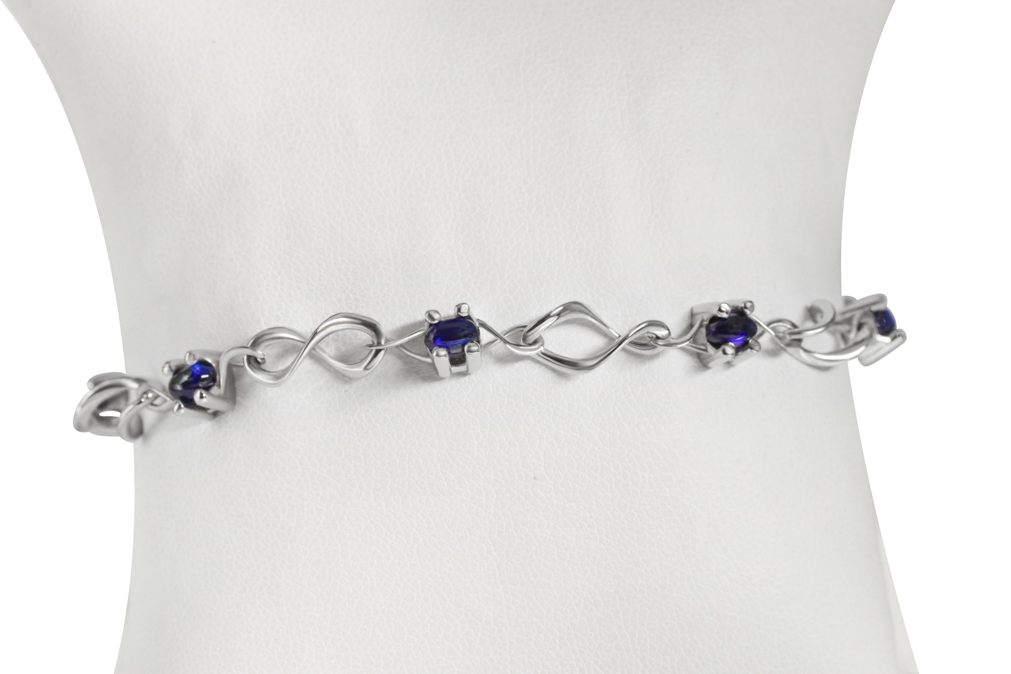 14K Nucleus Intermittendi Bracelet
